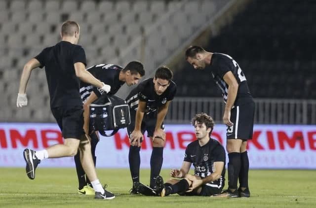 Crnogorskom reprezentativcu stradalo koljeno, pod znakom pitanja za Kazahstan i Rumuniju Crnogorskom reprezentativcu stradalo koljeno, pod znakom pitanja za Kazahstan i Rumuniju