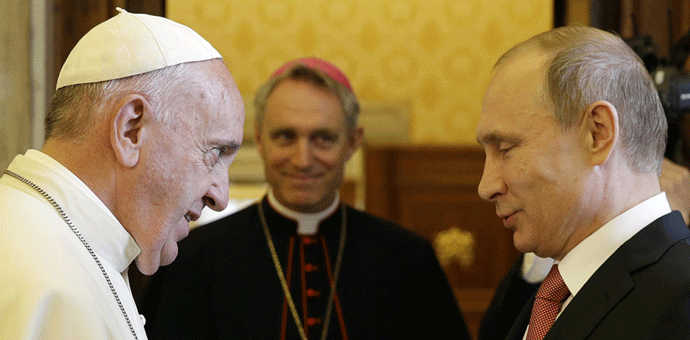 "Politiko": Moskva nije izolovana, papa Franjo voli Putina "Politiko": Moskva nije izolovana, papa Franjo voli Putina