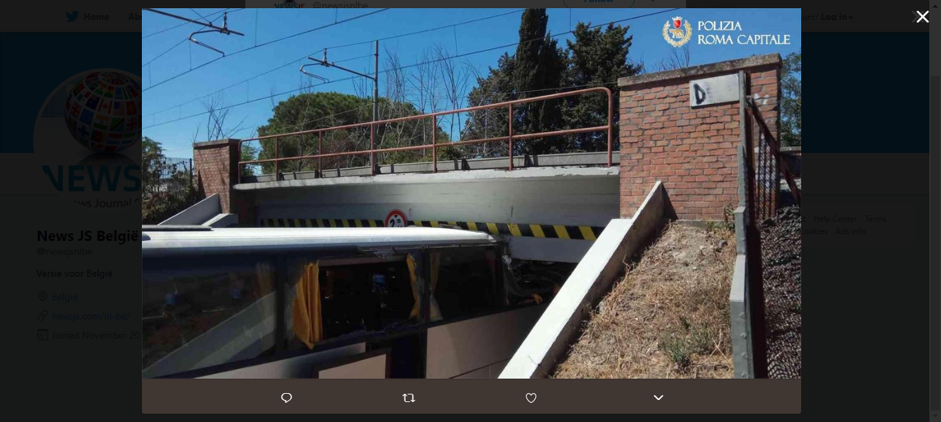 UDES U RIMU: Povrijeđeno 18 turista kada je autobus udario u most UDES U RIMU: Povrijeđeno 18 turista kada je autobus udario u most