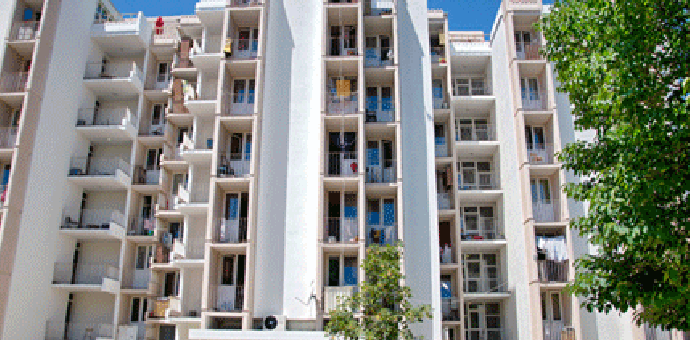 Djevojka skočila sa Studentskog doma Djevojka skočila sa Studentskog doma