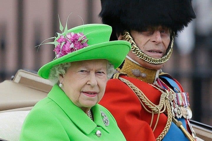 London: Kraljica "abdicira" kad napuni 95, Čarls preuzima dužnosti? London: Kraljica "abdicira" kad napuni 95, Čarls preuzima dužnosti?