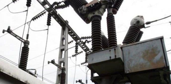 Obijena trafostanica, dio Ulcinja bez struje Obijena trafostanica, dio Ulcinja bez struje