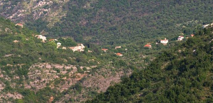 Istorija istraživanja nafte u CG: Prva bušotina u Crmnici 1922. godine Istorija istraživanja nafte u CG: Prva bušotina u Crmnici 1922. godine