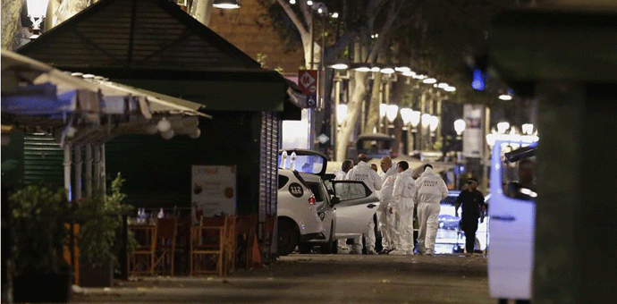 Napadač iz Barselone i dalje na slobodi Napadač iz Barselone i dalje na slobodi