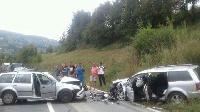 Udes na putu Bijelo Polje - Berane, ima povrijeđenih Udes na putu Bijelo Polje - Berane, ima povrijeđenih