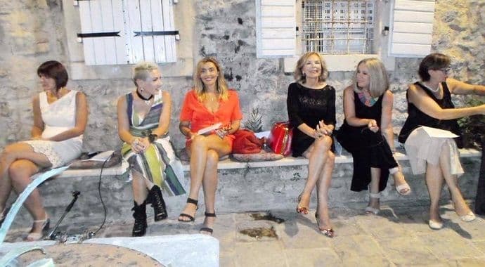 Okrugli sto "Rječnik medija i kreativni čin" održan u Budvi Okrugli sto "Rječnik medija i kreativni čin" održan u Budvi