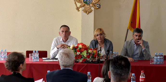 Biznis karavan u Šavniku: Zajedno valorzovati privredne resurse Biznis karavan u Šavniku: Zajedno valorzovati privredne resurse