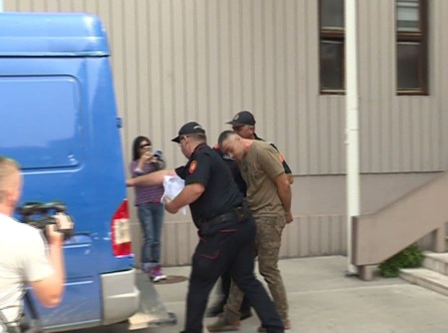 Policija istražuje zašto je Banoviću i Vujoviću trebalo oružje Policija istražuje zašto je Banoviću i Vujoviću trebalo oružje