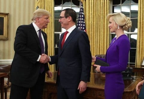 Supruga američkog ministra finansija razbjesnila javnost luksuzom Supruga američkog ministra finansija razbjesnila javnost luksuzom