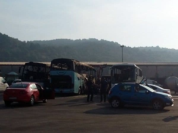 Vlasnik autobusa sumnja da je požar podmetnut Vlasnik autobusa sumnja da je požar podmetnut