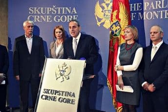 LP: Odoljela je crnogorska zastava mnogim silama, pa će i ostrašćenima u Beogradu LP: Odoljela je crnogorska zastava mnogim silama, pa će i ostrašćenima u Beogradu