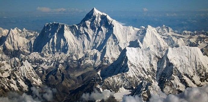 Petoro alpinista poginulo, jedan teško povrijeđen Petoro alpinista poginulo, jedan teško povrijeđen
