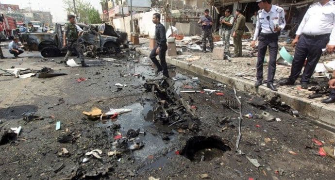 Autobomba eksplodirala na pijaci, šestoro mrtvih Autobomba eksplodirala na pijaci, šestoro mrtvih