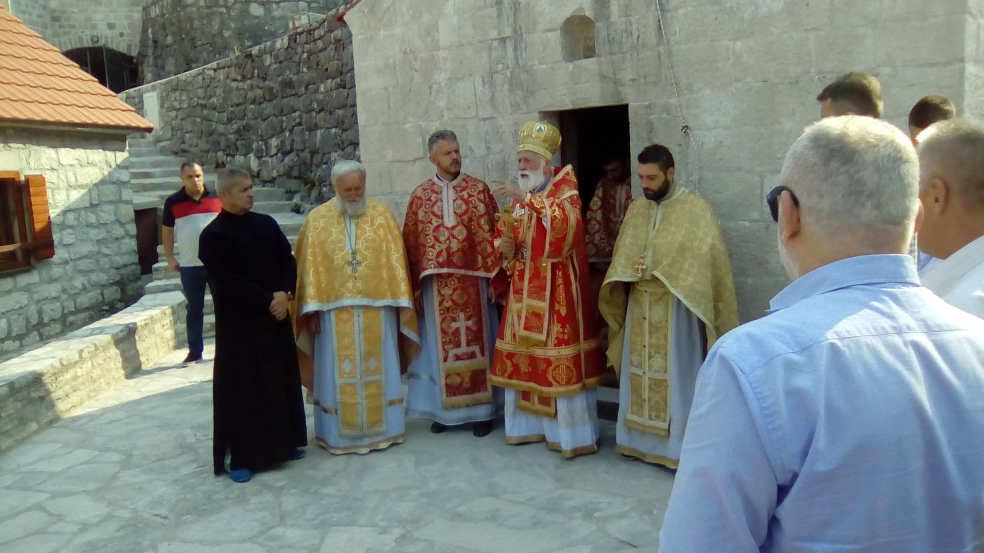 Osvještana crkva Radonjića na Njegušima Osvještana crkva Radonjića na Njegušima