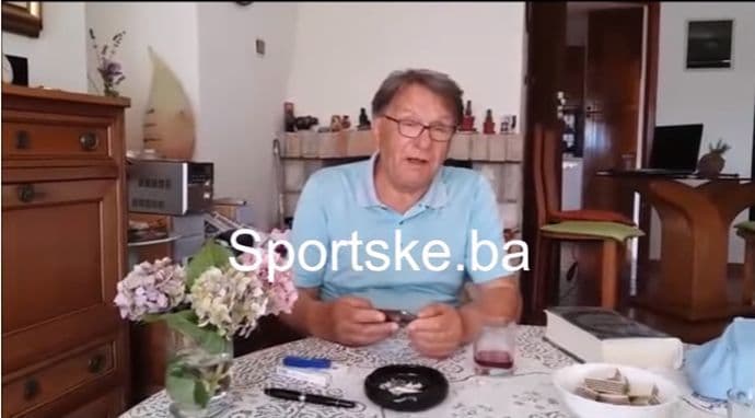 Legendarni Ćiro otkrio: Srbin mi donio punu kovertu para kada sam ga stavio na gol! Legendarni Ćiro otkrio: Srbin mi donio punu kovertu para kada sam ga stavio na gol!