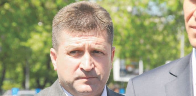 Delić optužen za falsifikovanje isprava i zloupotrebu položaja Delić optužen za falsifikovanje isprava i zloupotrebu položaja