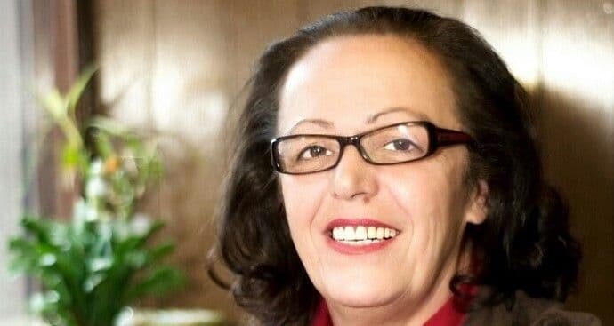 Čitateljka Pobjede osvojila pa poklonila četiri kompleta knjiga za školu Čitateljka Pobjede osvojila pa poklonila četiri kompleta knjiga za školu