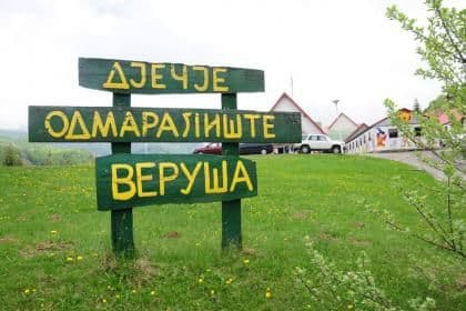 Glavni grad omogućio ljetovanje za 318 djece na Veruši Glavni grad omogućio ljetovanje za 318 djece na Veruši