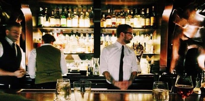 Nova studija: Stajanje na poslu dva puta gore od sjedjenja Nova studija: Stajanje na poslu dva puta gore od sjedjenja