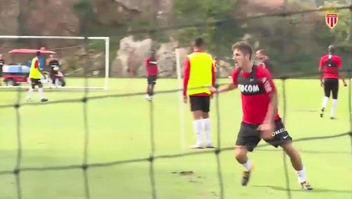 Jovetić odradio prvi trening sa novom ekipom Jovetić odradio prvi trening sa novom ekipom