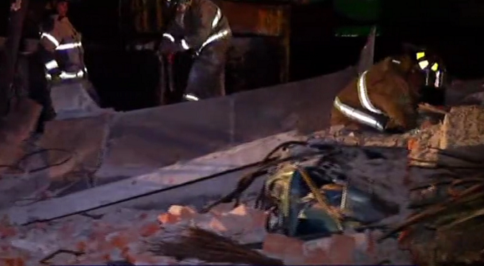 Razorni zemljotres i cunami u Meksiku, broje se mrtvi (VIDEO) Razorni zemljotres i cunami u Meksiku, broje se mrtvi (VIDEO)