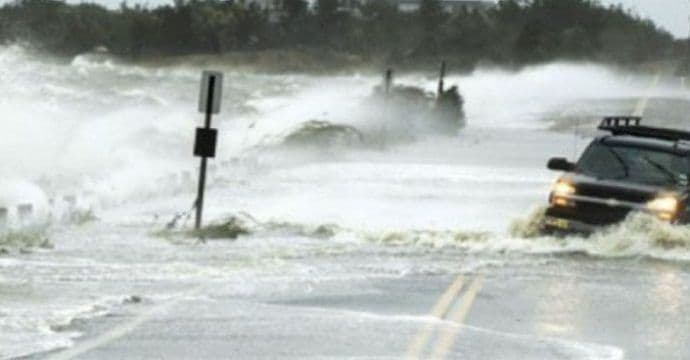 Uragan Irma pogodio Kubu, evakuacija na Floridi Uragan Irma pogodio Kubu, evakuacija na Floridi