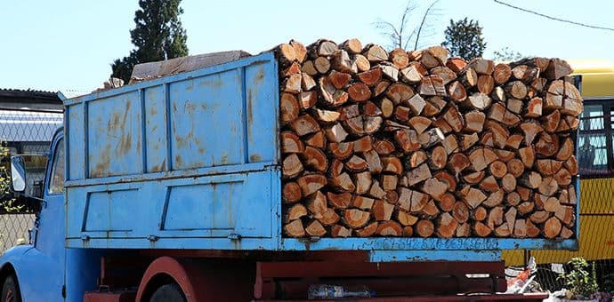 Vlada tvrdi da je cijena drva ista, prodavci najavljuju poskupljenje Vlada tvrdi da je cijena drva ista, prodavci najavljuju poskupljenje