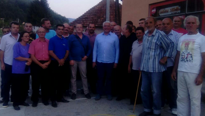 Mandić: Ostatak opozicije da prihvati ponudu DF-a, a ne poziv Duška Markovića Mandić: Ostatak opozicije da prihvati ponudu DF-a, a ne poziv Duška Markovića