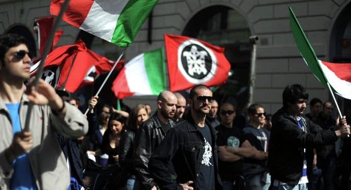 Italija zabranjuje okupljanja fašista i isticanje simbola Italija zabranjuje okupljanja fašista i isticanje simbola