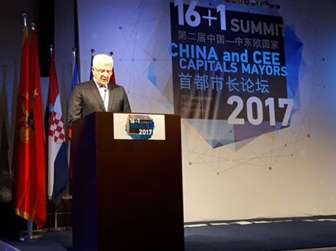 Premijer Marković pozvao kineske investitore da ulažu u Crnu Goru Premijer Marković pozvao kineske investitore da ulažu u Crnu Goru