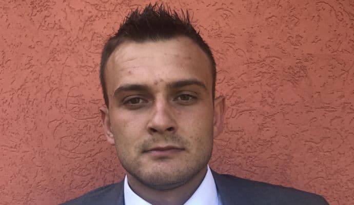 Demokrate: Pritisla vas je golema nevolja Demokrate: Pritisla vas je golema nevolja