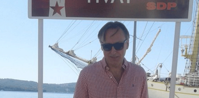 Krivokapić u Tivtu: Aerodrom je pitanje svih u Crnoj Gori Krivokapić u Tivtu: Aerodrom je pitanje svih u Crnoj Gori