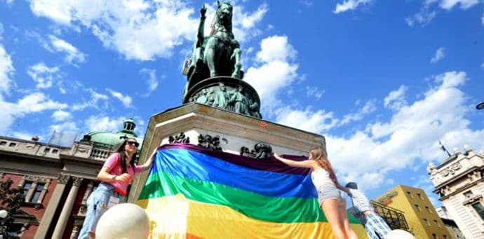 Beograd: Kiša skratila Paradu ponosa, "sljedeće godine u isto vrijeme" Beograd: Kiša skratila Paradu ponosa, "sljedeće godine u isto vrijeme"