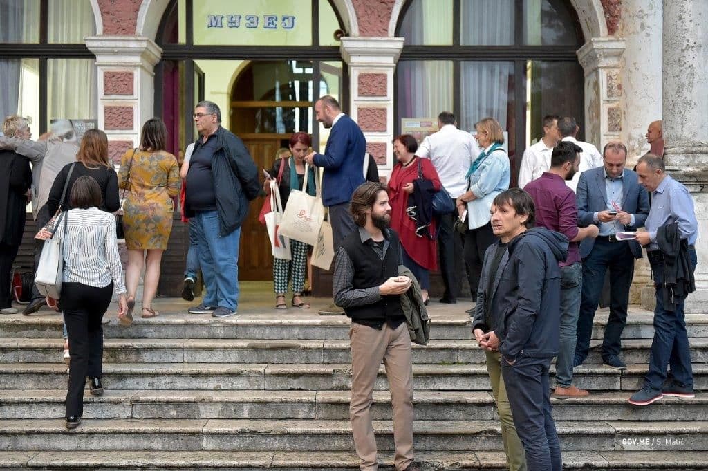 Otvorena izložba “Između otpora i sjećanja” Otvorena izložba “Između otpora i sjećanja”