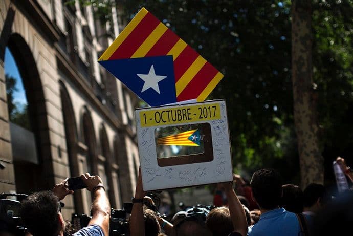 Zaplijenjeni listići za katalonski referendum Zaplijenjeni listići za katalonski referendum