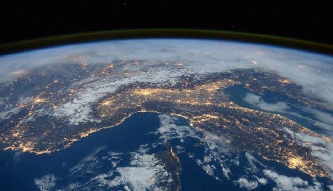 Vrijeme ističe: Naučnik izračunao kada će čovječanstvo nestati Vrijeme ističe: Naučnik izračunao kada će čovječanstvo nestati