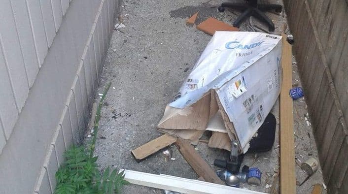 Očigledna nebriga: Na što to liči ulaz u Sud za prekršaje? Očigledna nebriga: Na što to liči ulaz u Sud za prekršaje?