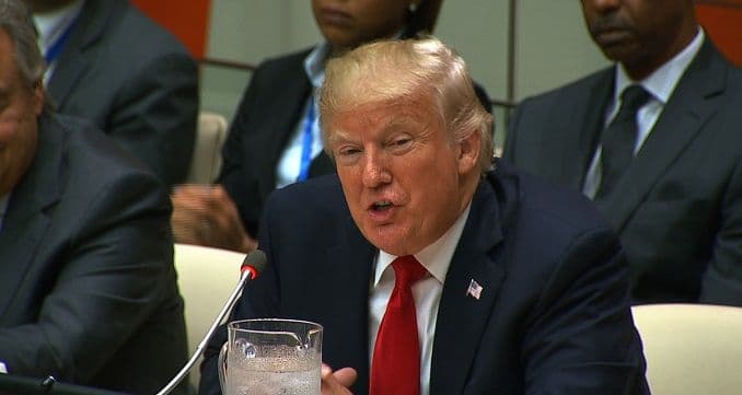 Tramp na Tviteru: Kim je luđak, neka se spremi Tramp na Tviteru: Kim je luđak, neka se spremi