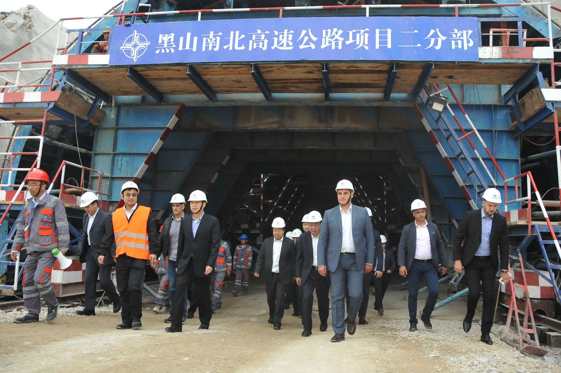 Izvanredni politički odnosi CG i Kine rezultiraju uspješnom ekonomskom saradnjom Izvanredni politički odnosi CG i Kine rezultiraju uspješnom ekonomskom saradnjom