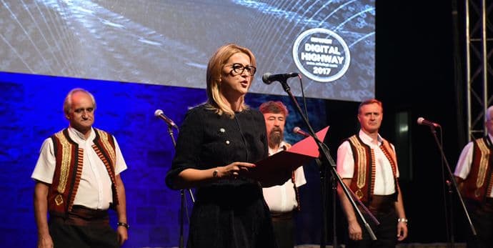 Otvoren 24. Festival informatičkih dostignuća INFOFEST Otvoren 24. Festival informatičkih dostignuća INFOFEST