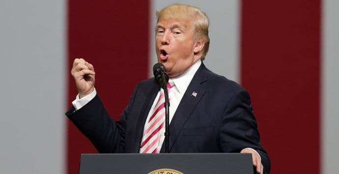 Tramp uveo novu zabranu ulaska u SAD Tramp uveo novu zabranu ulaska u SAD