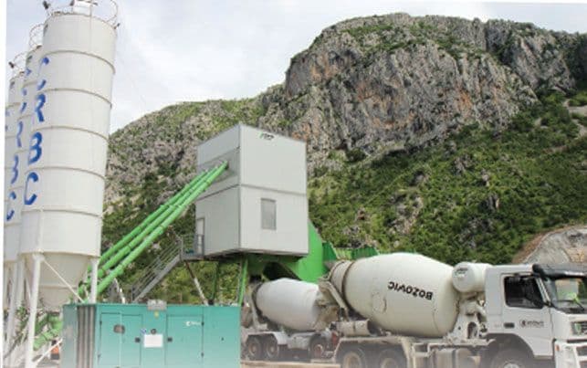 Od 2014. raste nabavka cementa iz inostranstva: Lakše dati 100 miliona eura za uvoz, nego graditi cementaru Od 2014. raste nabavka cementa iz inostranstva: Lakše dati 100 miliona eura za uvoz, nego graditi cementaru