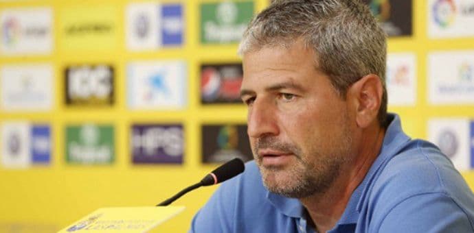 "Dostojanstveno samoubistvo" trenera Las Palmasa "Dostojanstveno samoubistvo" trenera Las Palmasa