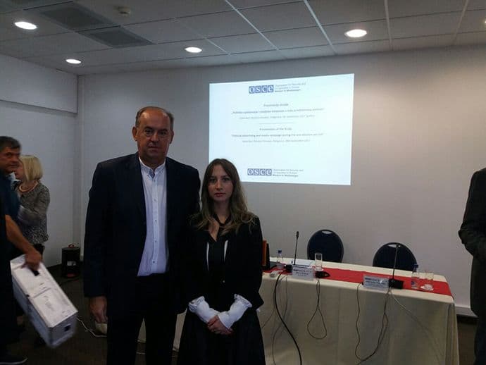 Lalošević i Kaluđerović na prezentaciji studije o političkom oglašavanju Lalošević i Kaluđerović na prezentaciji studije o političkom oglašavanju