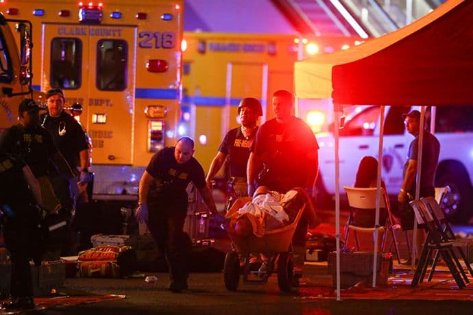 Pucnjava u Las Vegasu, najmanje 20 žrtava Pucnjava u Las Vegasu, najmanje 20 žrtava