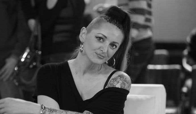 Preminula Dona Ares Preminula Dona Ares