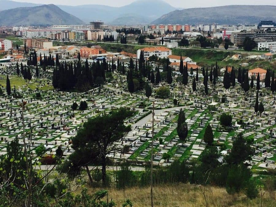 PODGORICA: Na Čepurcima će biti mjesta za još 750 grobnica PODGORICA: Na Čepurcima će biti mjesta za još 750 grobnica