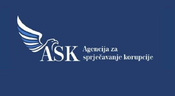 ASK: Tri člana Savjeta RTCG prekršila zakon ASK: Tri člana Savjeta RTCG prekršila zakon
