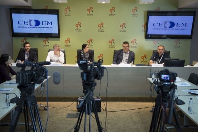 Uložiti dodatne napore za povećanje broja zaposlenih osoba sa invaliditetom Uložiti dodatne napore za povećanje broja zaposlenih osoba sa invaliditetom