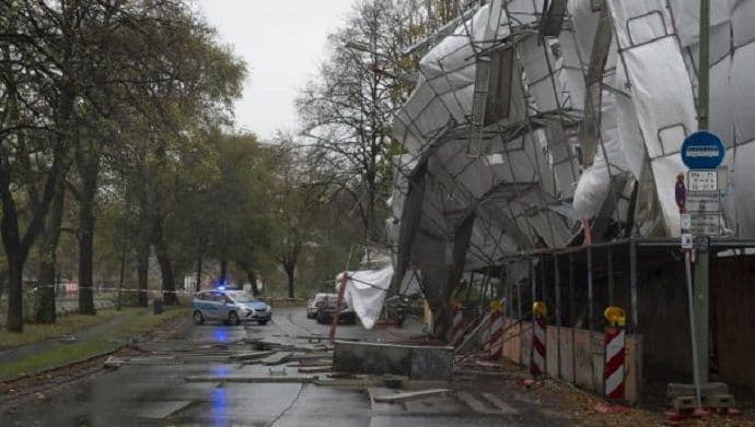 Nevrijeme u Evropi: Drveće ubijalo ljude Nevrijeme u Evropi: Drveće ubijalo ljude